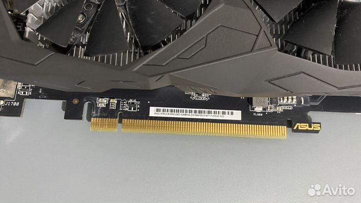 Asus RX560 rog strix OC