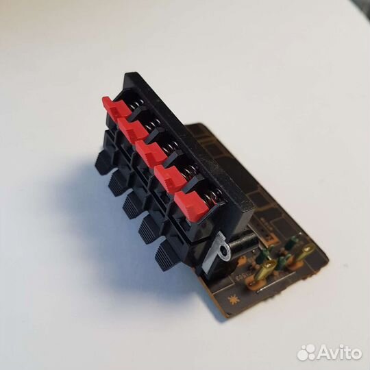 Японский терминал для усилителя