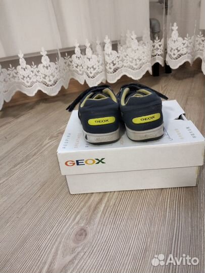 Кроссовки Geox 23