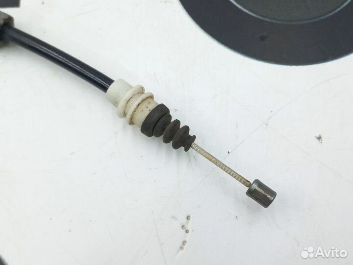 Трос замка двери передний правый Land Rover Range