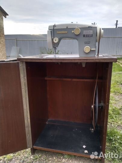 Швейная машина Veritas