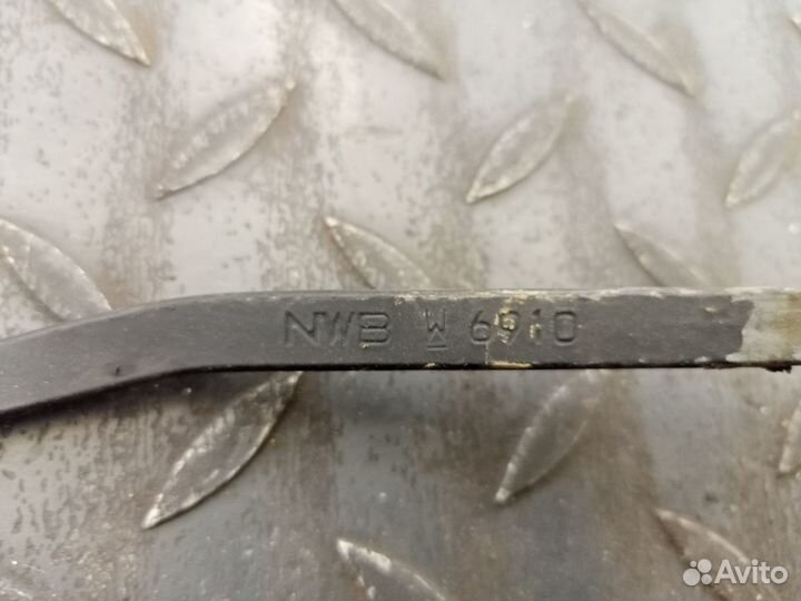 Поводок стеклоочистителя для Mitsubishi Lancer CS