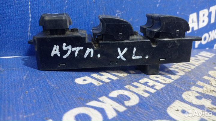 Блок управления стеклоподъемниками Mitsubishi