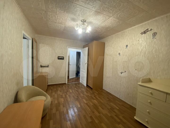 3-к. квартира, 60 м², 2/4 эт.