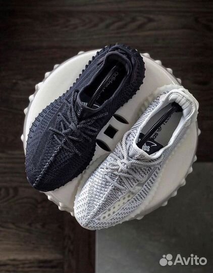 Оригинал Adidas Originals Yeezy Boost 350 V2