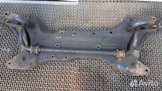 Балка подвески передняя mitsubishi outlander 2 (CE