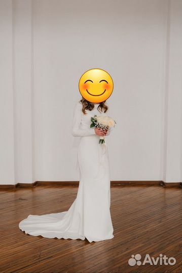 Свадебное платье 42 размера + фата