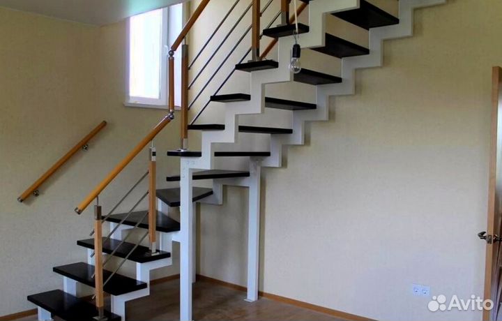 Лестница из листового металла