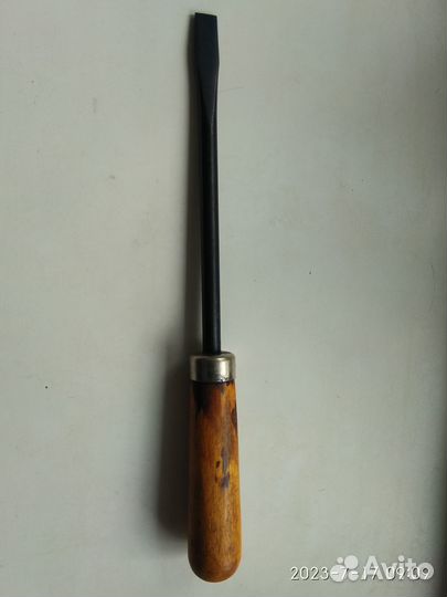 Отвертка шлицевая 12 мм