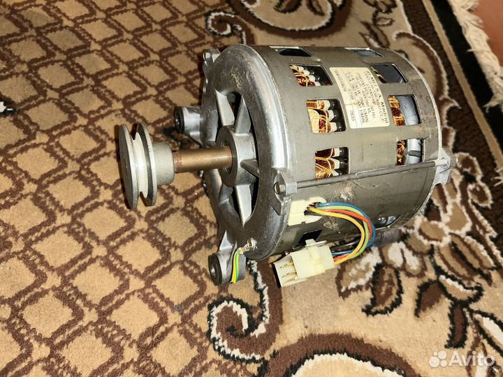 Электродвигатель 220в