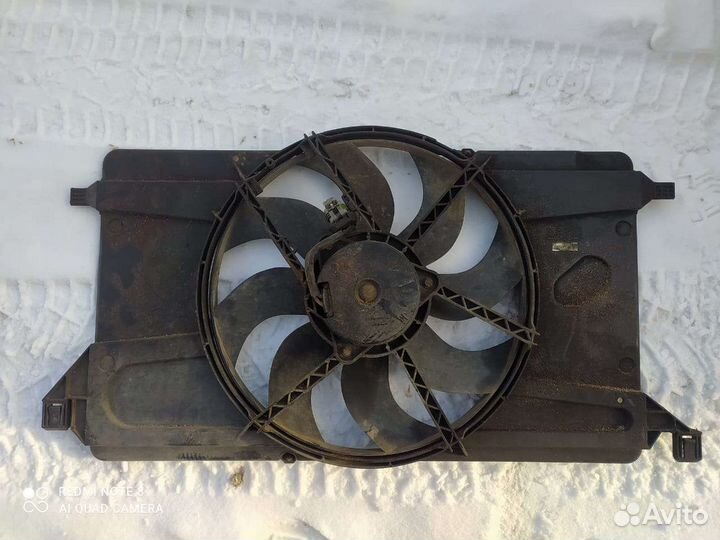 Вентилятор охлаждения ford focus 2 1,6