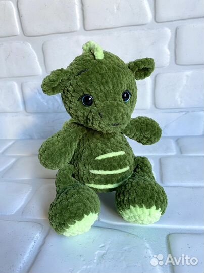 Вязаный дракончик