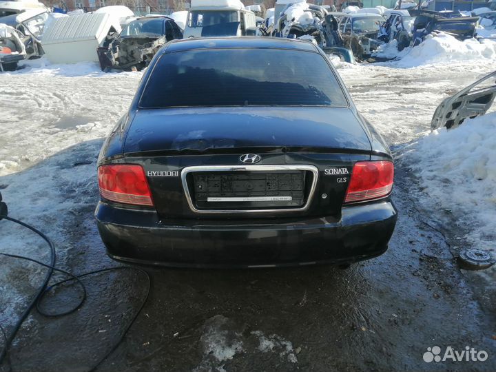 В разборе Hyundai Sonata 2005 г. двс 2.0 л МКПП