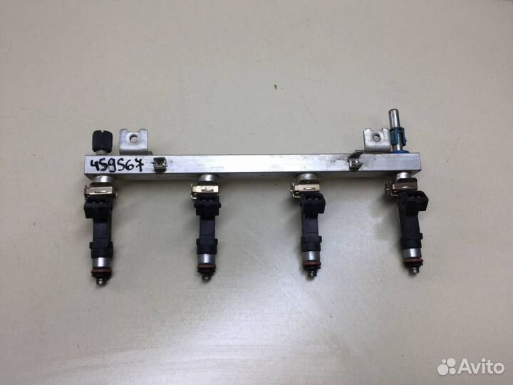 Рейка топливная рампа Opel Astra H / Family 2004-2