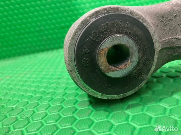 Рычаг подвески нижний передний левый Volkswagen