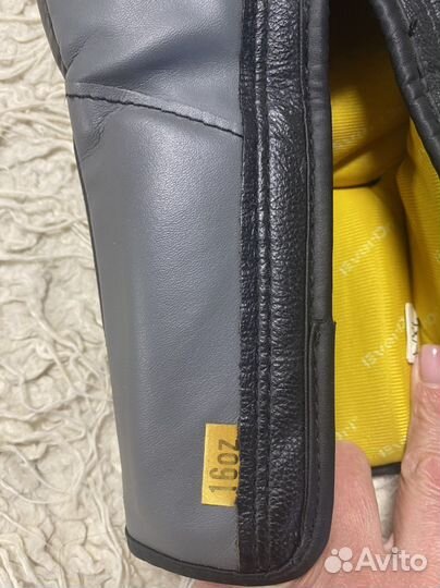 Боксерские перчатки 16oz