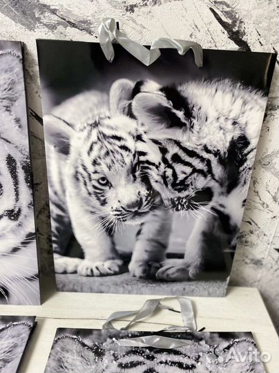 Большой подарочный пакет