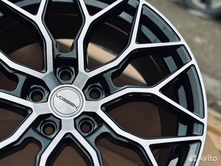 Диски Vossen HF2 R17 5x114.3