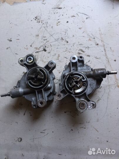 Вакуумный насос Ford 2.0D D165-1A