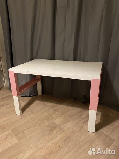 Письменный стол IKEA