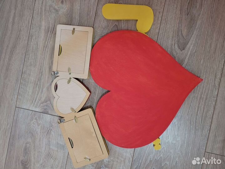 Рамка для фото love IS