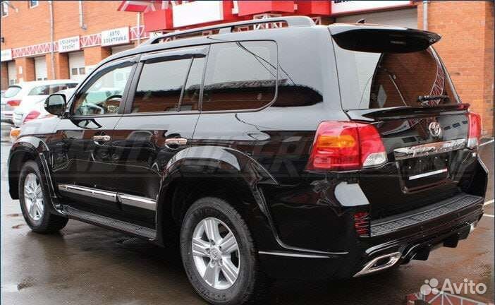 Спойлер Land Cruiser 200 07-15 под заднее стекло