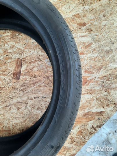 Pirelli P Zero 305/35 R22