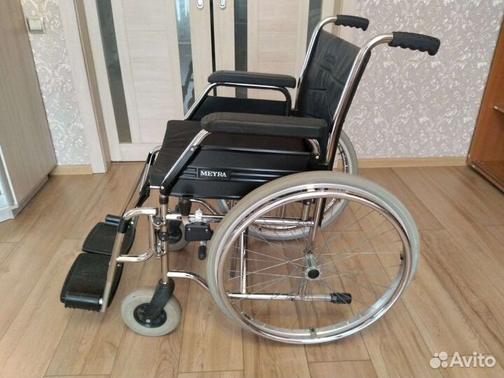 Коляска инвалидная