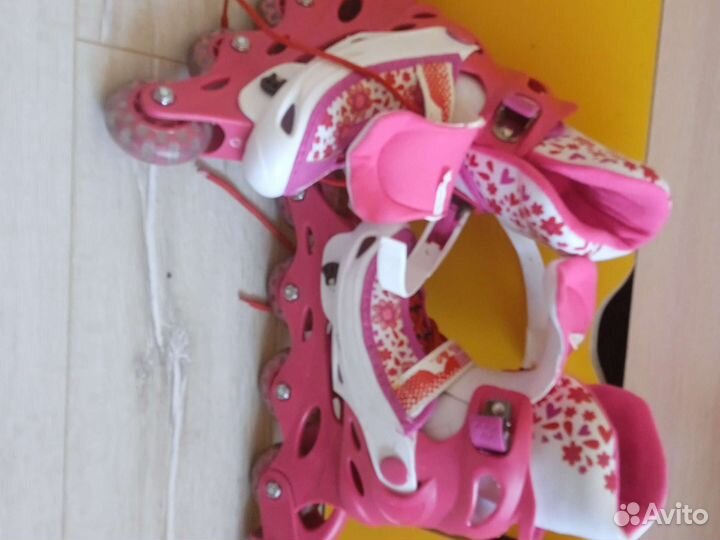 Роликовые коньки женские размер 35-37