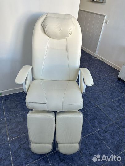 Педикюрное кресло на гидравлике бу