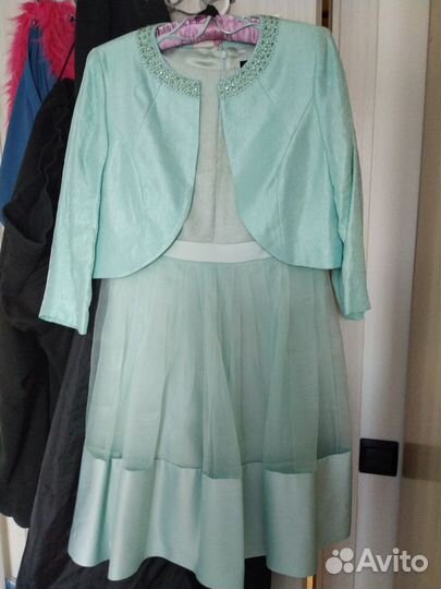 Женское вечернее платье с жакетом