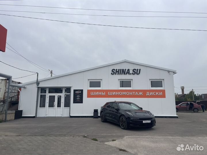 Ovation VI-388 225/40 R18