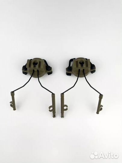 Кейс и крепления для активных наушников