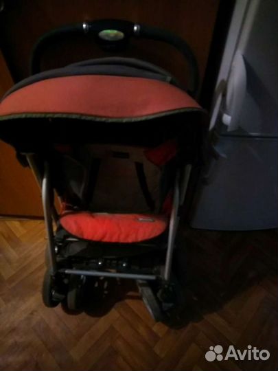 Коляска детская прогулочная демисезонная