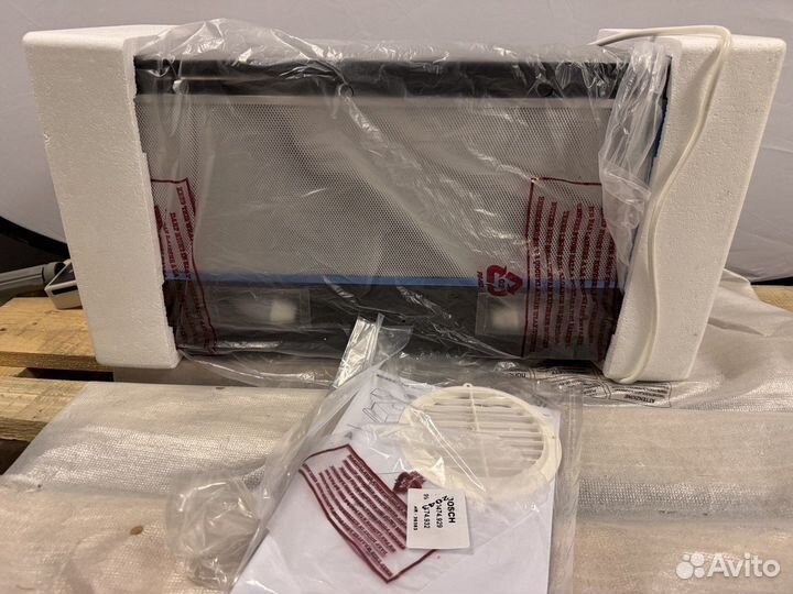 Встраиваемая вытяжка Bosch DFT63CA60Q