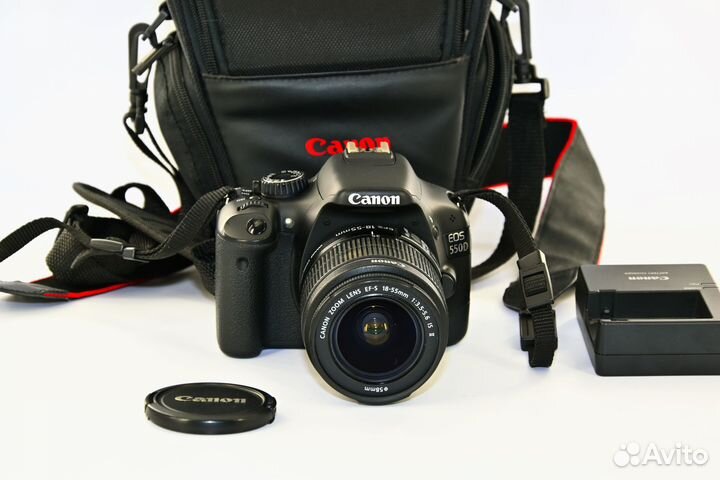Canon EOS 550D/T2i 18.0MP зеркалка Kit Canon 18-55