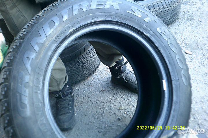 Dunlop Grandtrek ST8000 255/60 R18