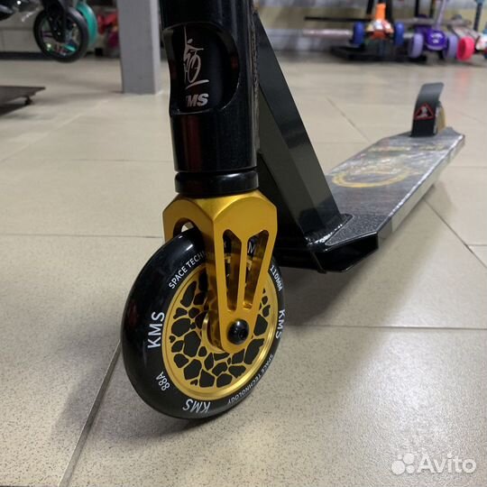 Самокат трюковой KMS SK-405