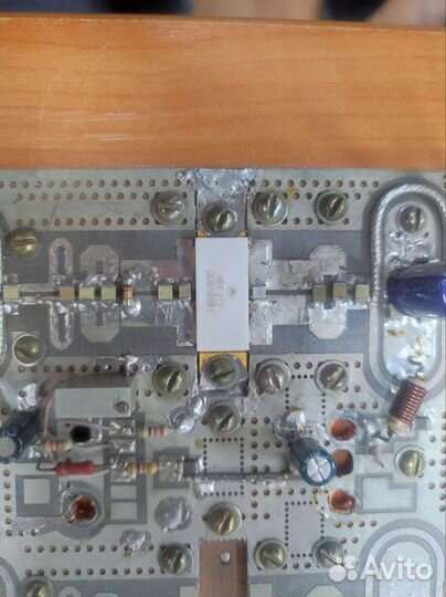 Плата с вч транзисторами mrf-372, tpv8100b