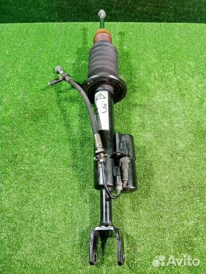 Стойка подвески передняя правая Audi Rs6 4F C6 BUH