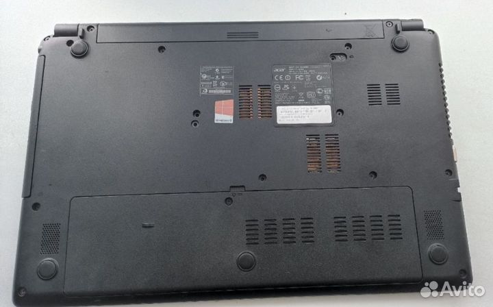 Acer aspire E1 572G/ Core i3/ 4GB