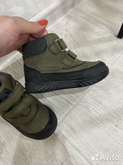 Ботинки демисезонные 25