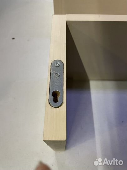 Полка настенная 2 штуки