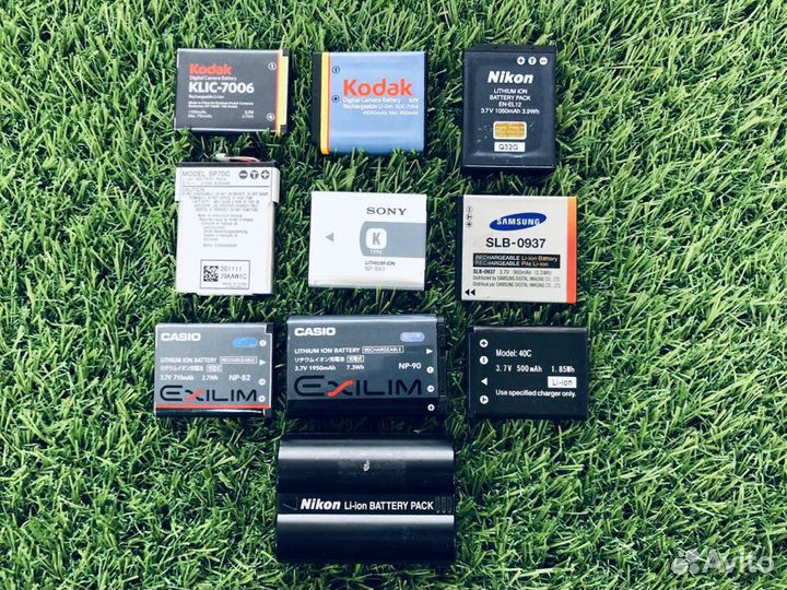 Аккумуляторы для фотоаппаратов в ассортименте