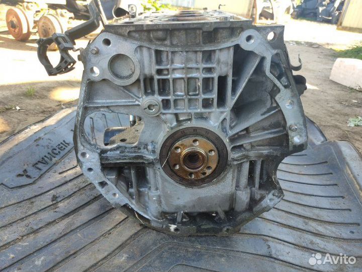 Блок цилиндров Nissan Qashqai MR20DE 2007