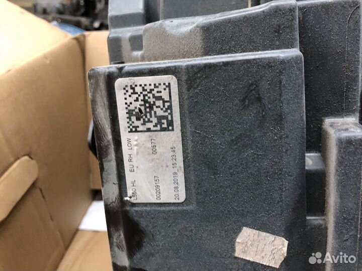 Фара правая land rover discovery sport