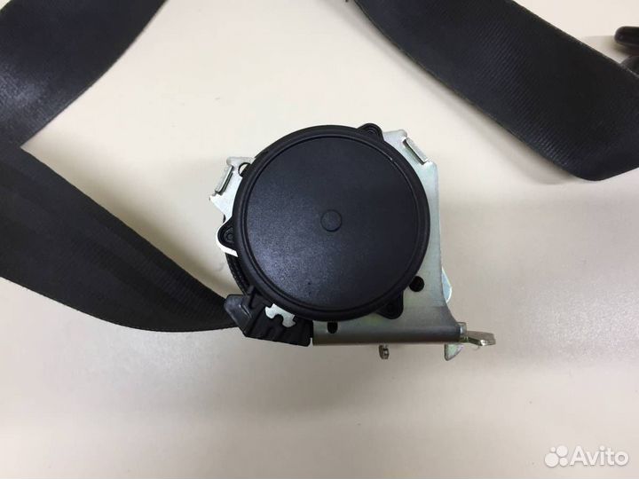 Ремень безопасности LADA Largus 2012