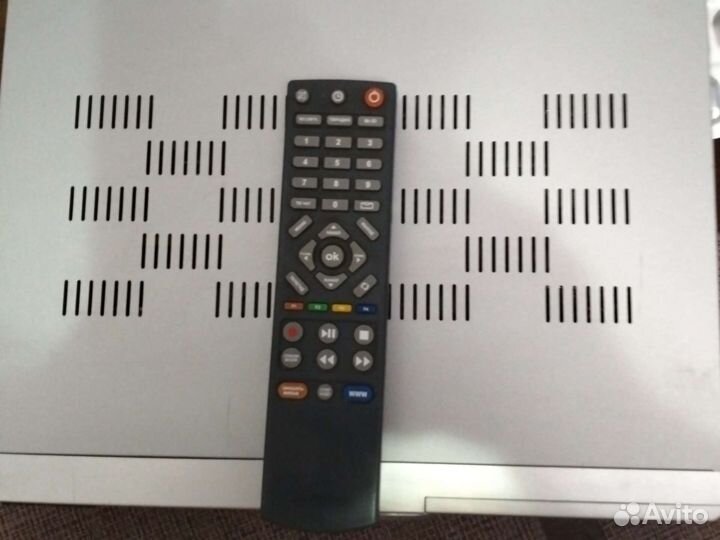 Ресивер спутниковый golden intelstar 780