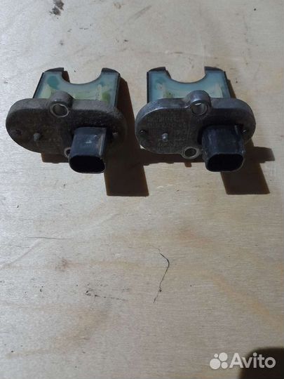 Форд Фокус 2 датчик рулевой рейки 1363753