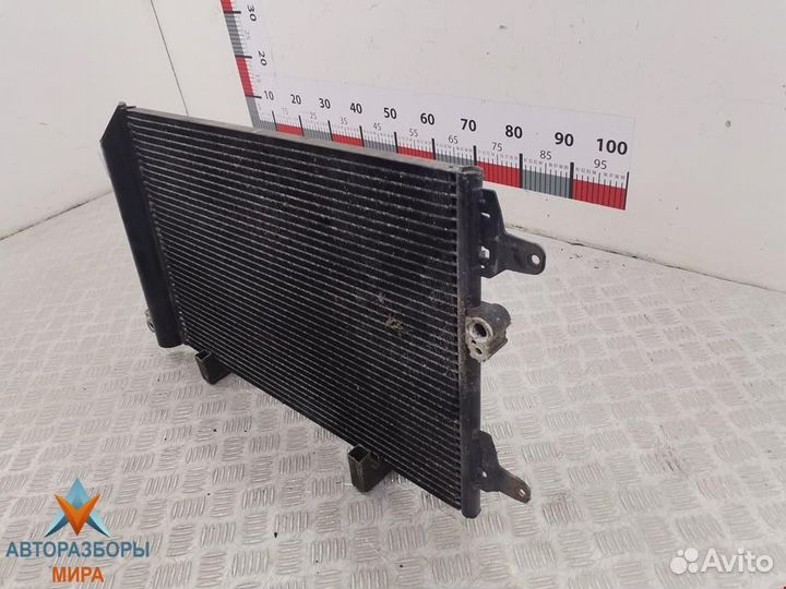 Радиатор кондиционера Volkswagen Sharan рест. 2002